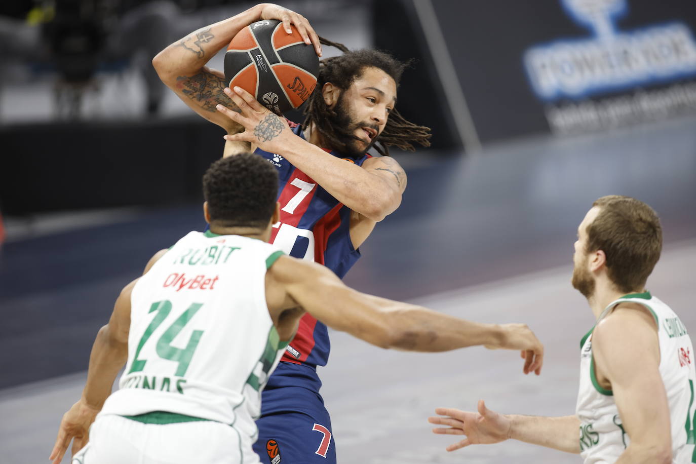 Fotos: Las mejores imágenes del TD Systems Baskonia - Zalgiris
