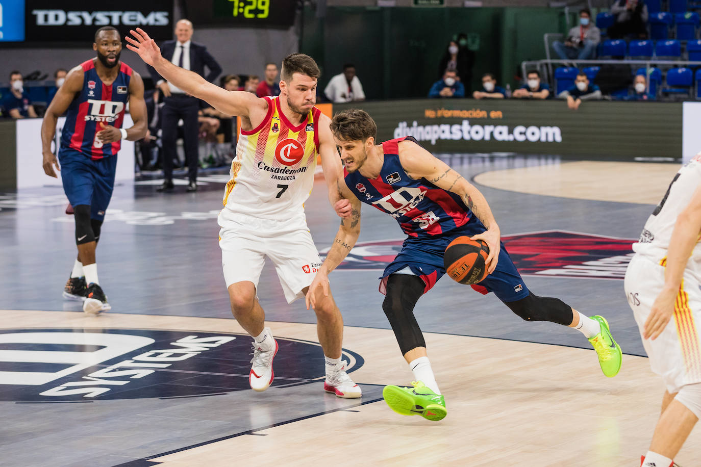 Fotos: Las mejores imágenes del TD Systems Baskonia - Casademont Zaragoza de la Liga Endesa 2021
