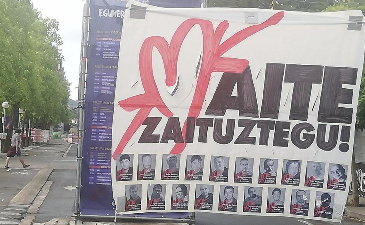 «Fuera ETA de nuestras calles»