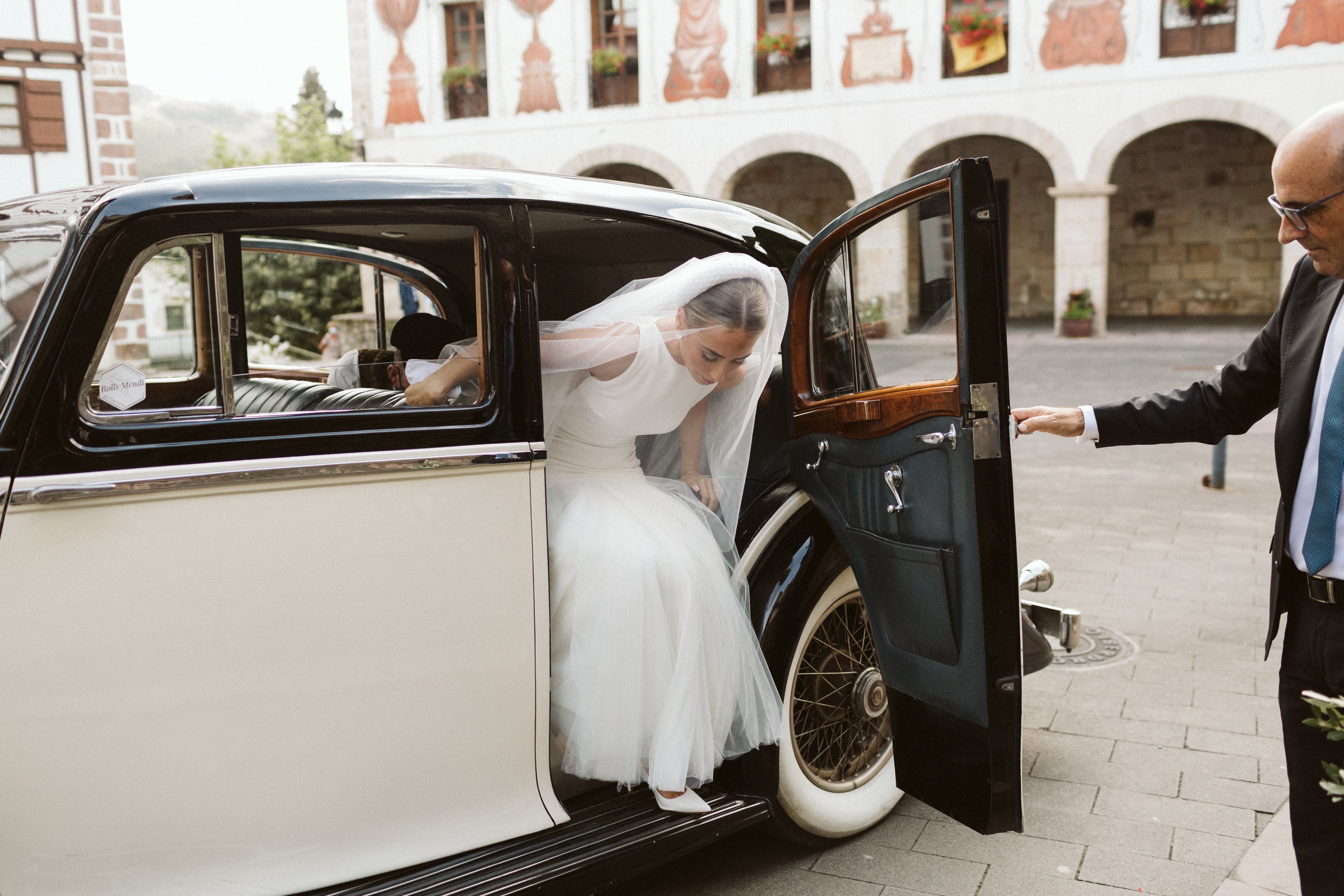 Fotos: La boda de Amaia en el María Cristina, una bailarina que hizo un guiño a Balenciaga