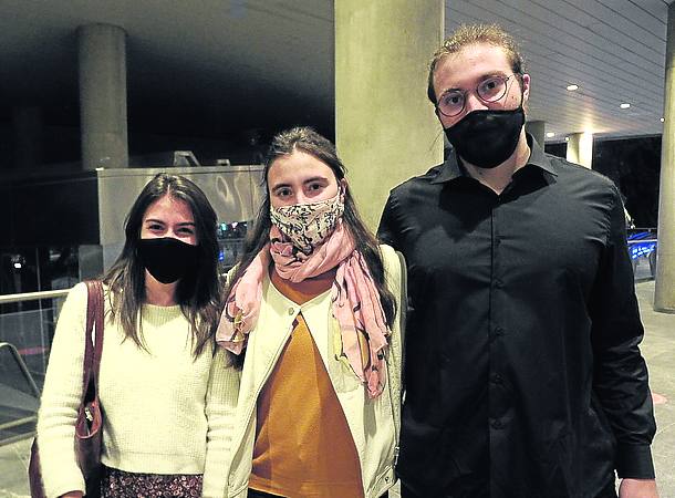 Amaia Leonet, Maialen y Jon Medigutxia. 