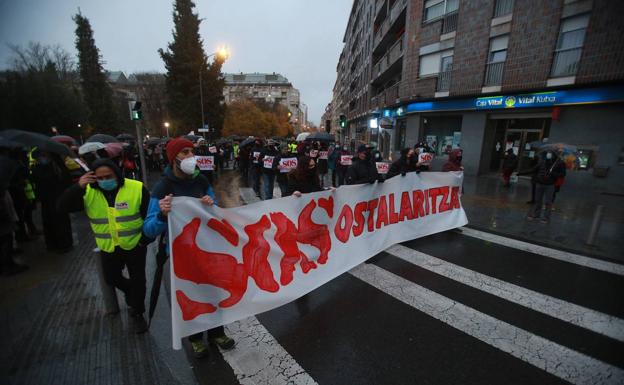 SOS Ostalaritza calcula que 40 locales de Vitoria no volverá a levantar la persiana por culpa de la pandemia