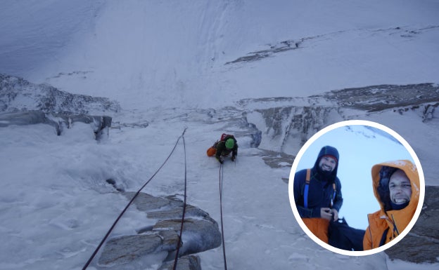 Martin Feistl y David Bruder escalando la vía 24 horas de libertad en el Sagwand