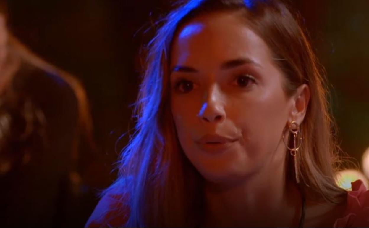 La isla de las tentaciones: «Manuel no piensa más que en lo que tiene entre las piernas»