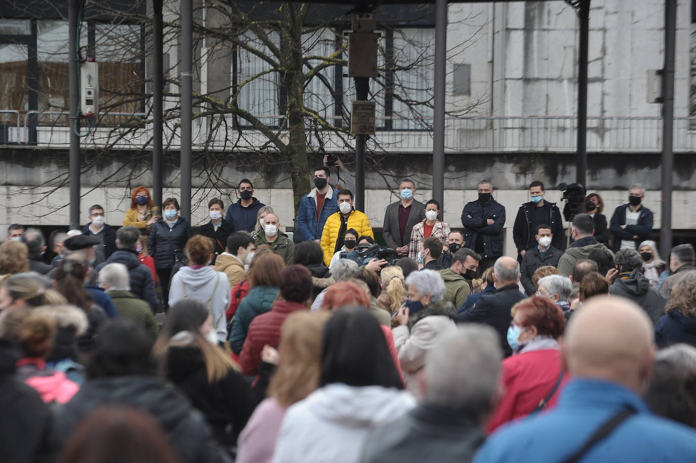 Fotos: Concentración para condenar el asesinato machista en Sestao