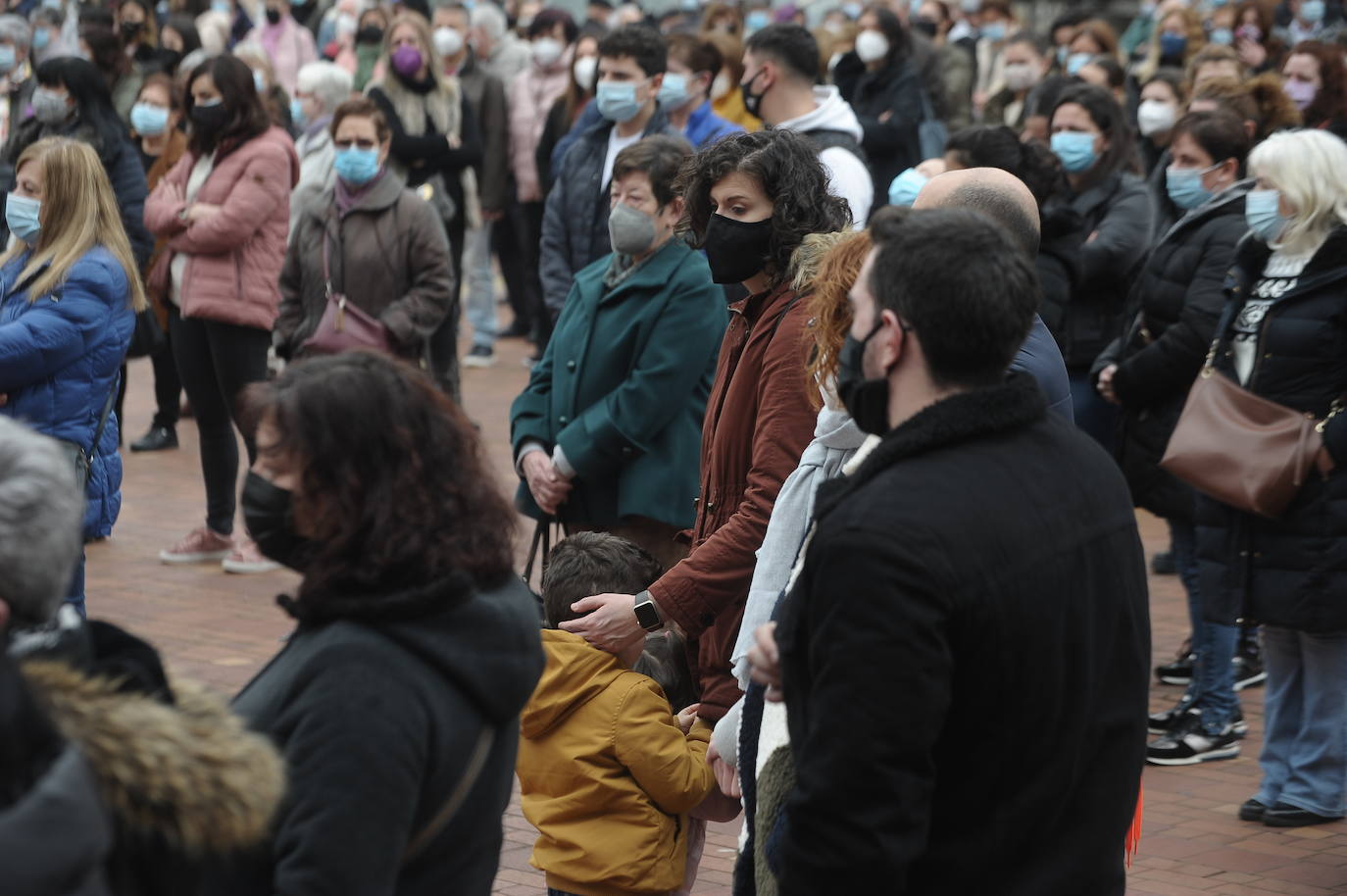 Fotos: Concentración para condenar el asesinato machista en Sestao