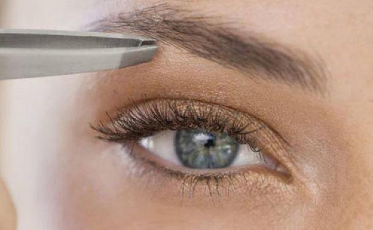 Cómo conseguir unas cejas perfectas en tres pasos
