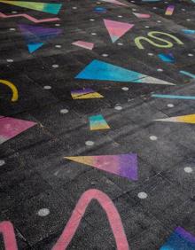 Imagen secundaria 2 - La renovada pista de la calle Caracas, en El Pilar.