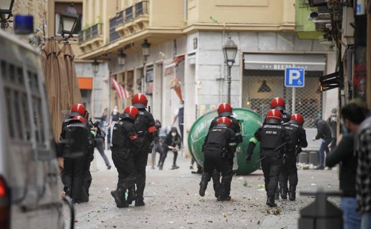 Incidentes en Bilbao ocurridos ayer. 