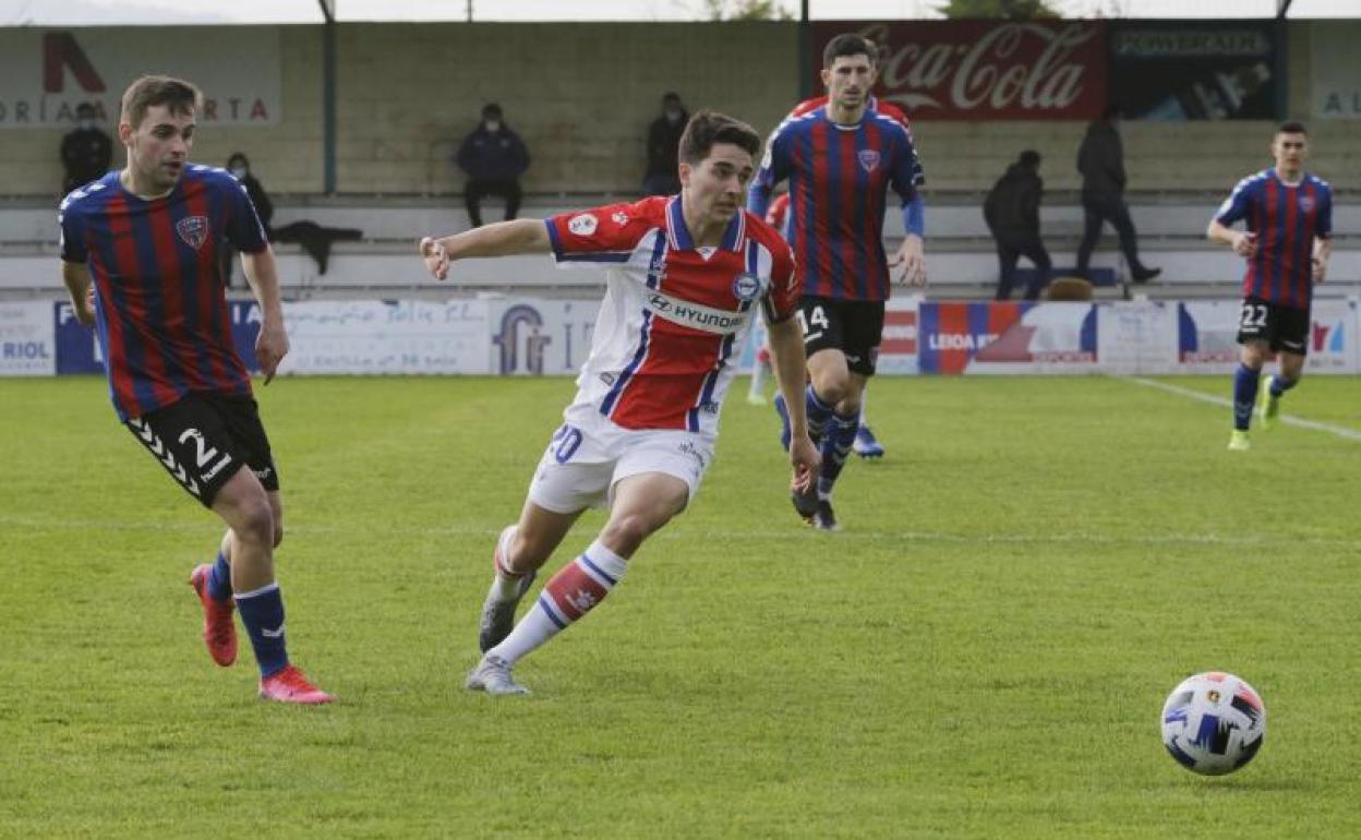 El Leioa iguala a golpe de tesón a un Alavés B demasiado conformista