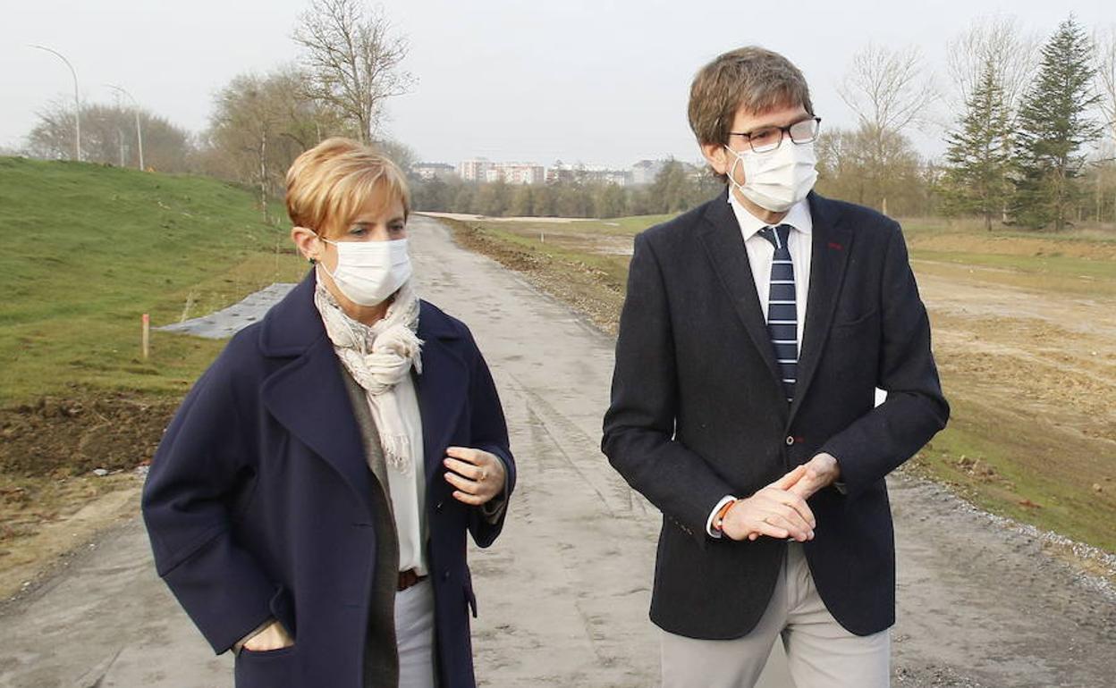 Tapia y Urtaran en una foto de archivo. 