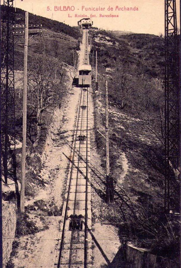 Fotografía del tranvía sobre 1910.