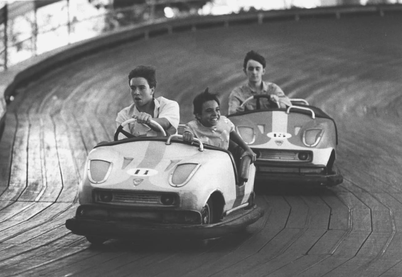 El scalextric era muy popular en el parque de atracciones (1980)