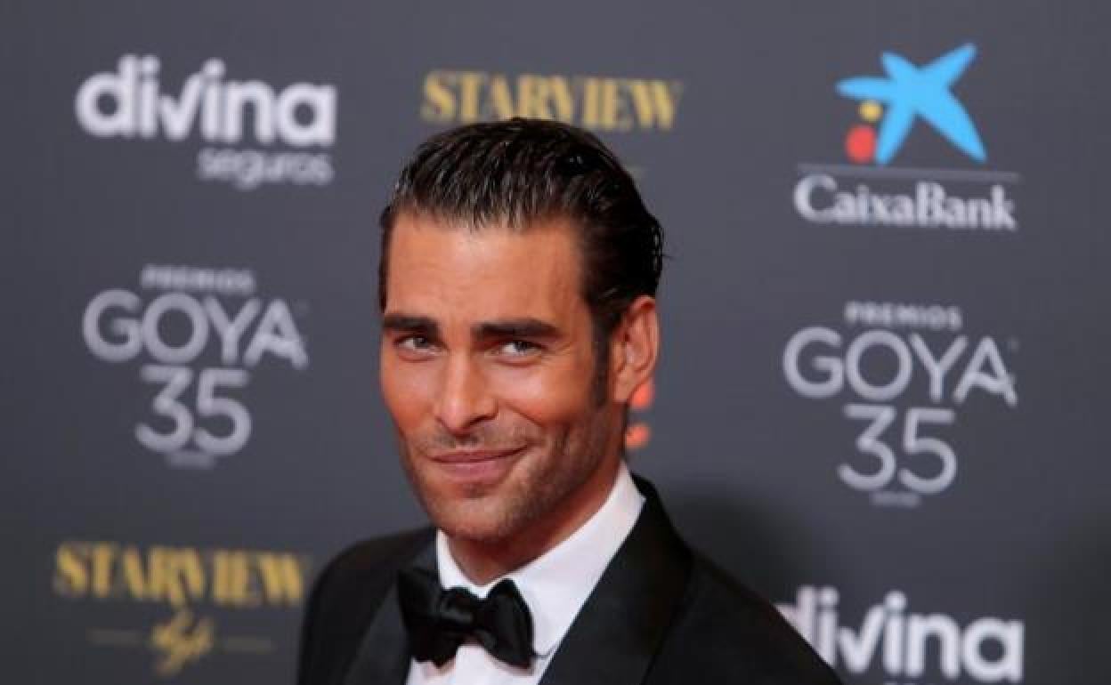 La noche en la que Jon Kortajarena perdió su traje para los Goya