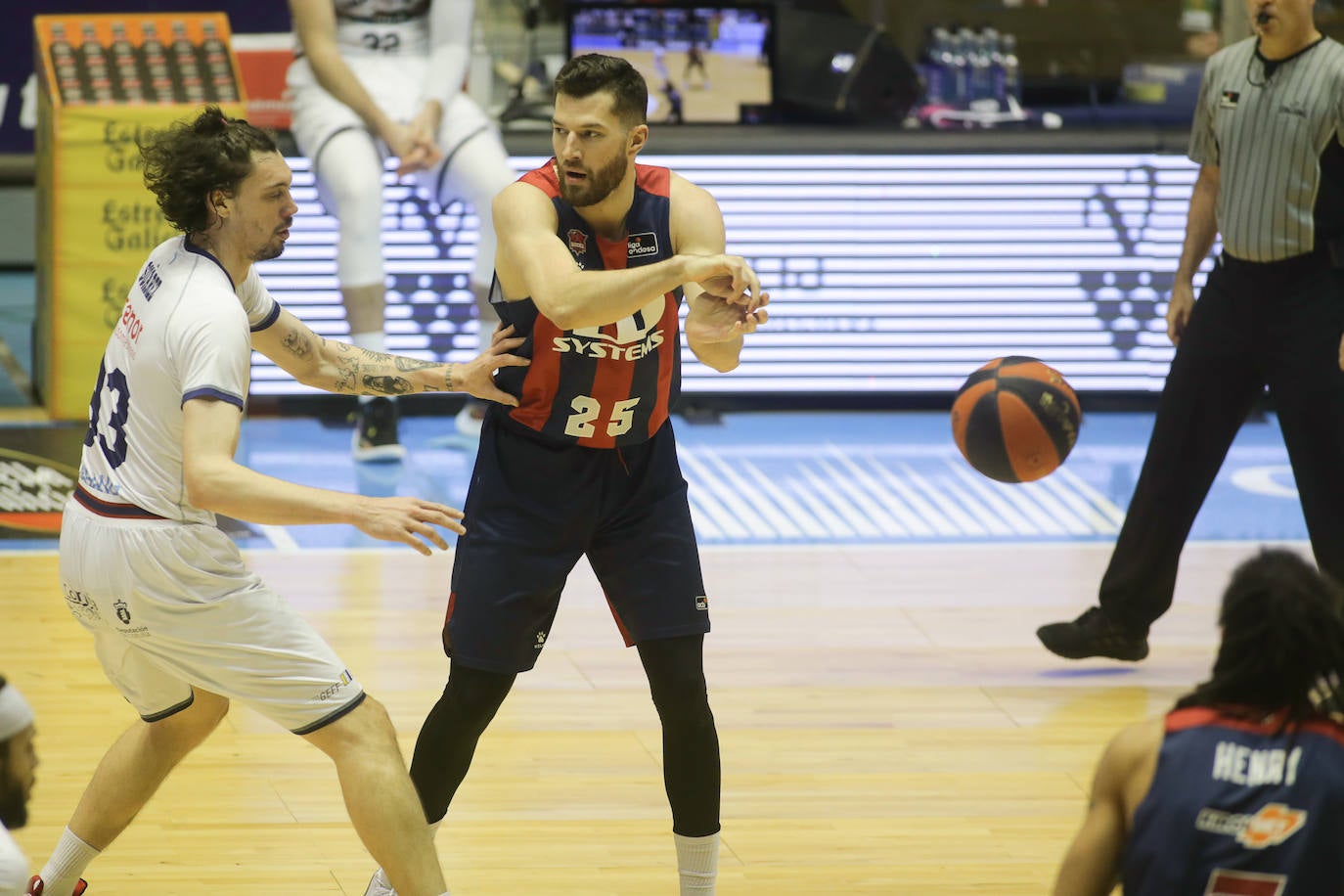 Fotos: Las mejores imágenes del Obradoiro - TD systems Baskonia de la ACB