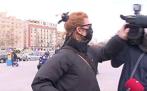 Najwa Nimri agrede a unos periodistas tras pillarse un cabreo monumental