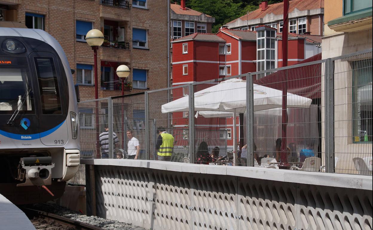 Las primeras barreras acústicas de Tecnalia y Becsa se han probado en la localidad vizcaína de Ermua.