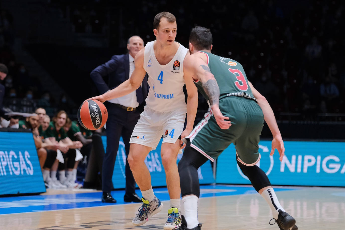 Fotos: Las mejores imágenes del Zenit - Baskonia