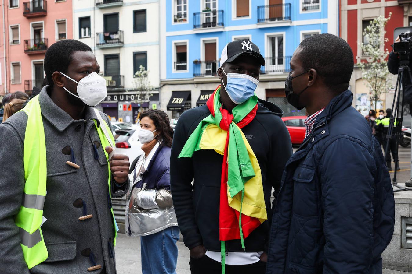 Manifestación contra el racismo y la xenofobia por las calles de Bilbao. 