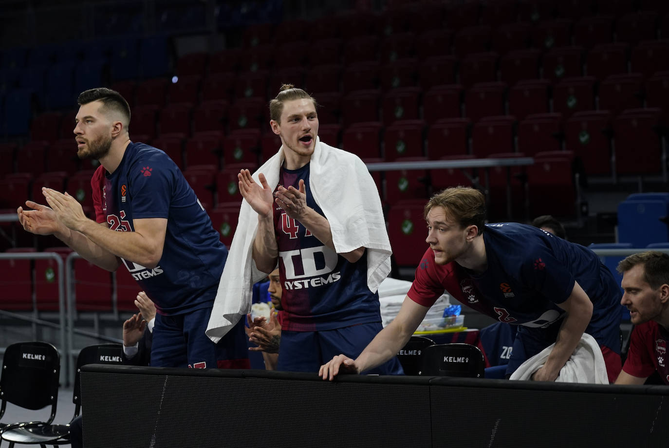 Fotos: Las mejores imágenes del Baskonia - Milán
