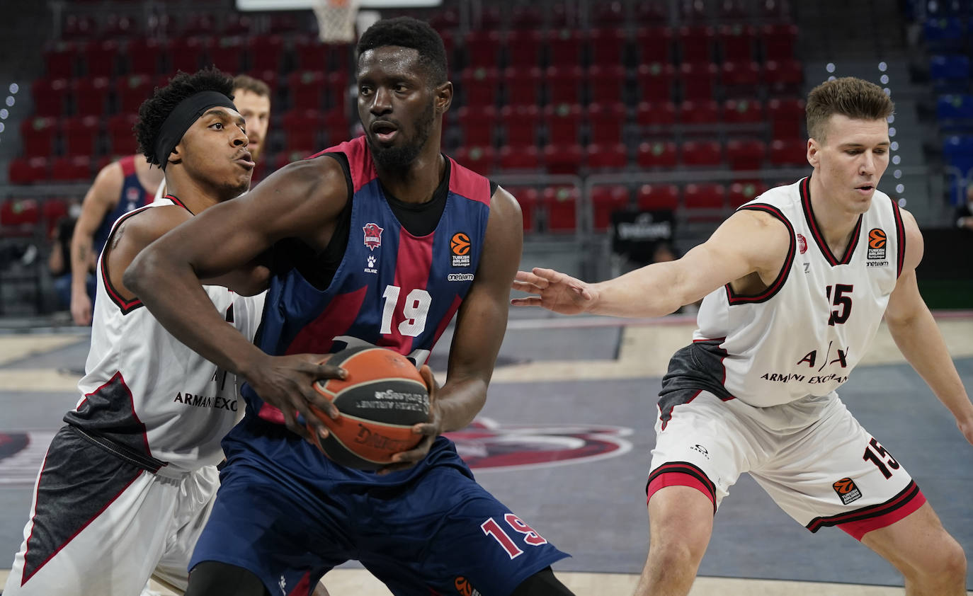 Fotos: Las mejores imágenes del Baskonia - Milán