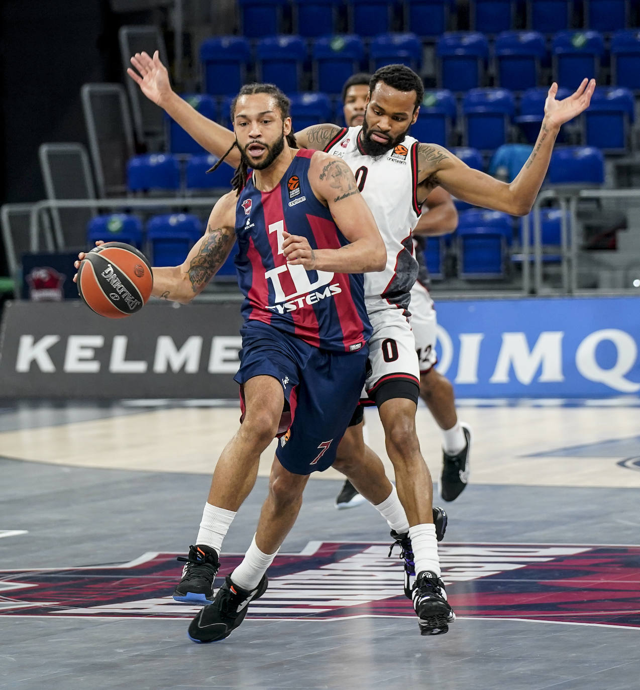 Fotos: Las mejores imágenes del Baskonia - Milán