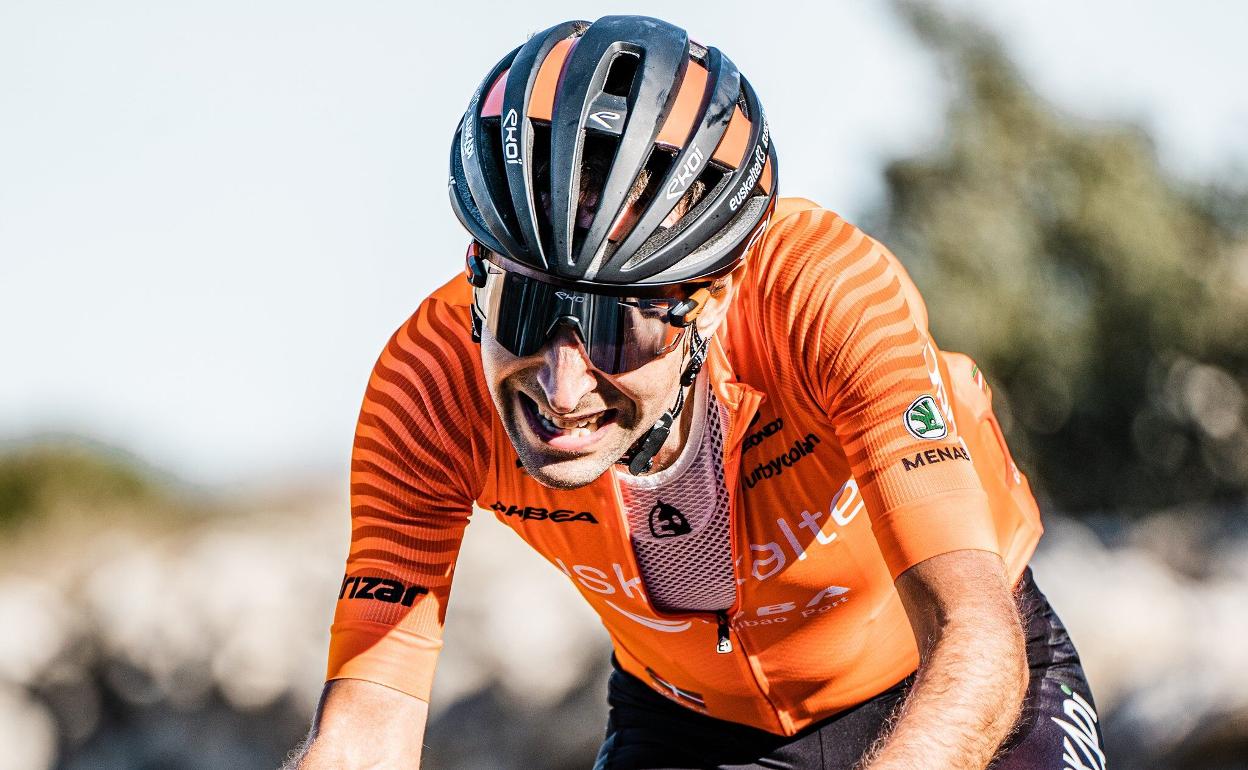 Bizkarra en pleno esfuerzo. 