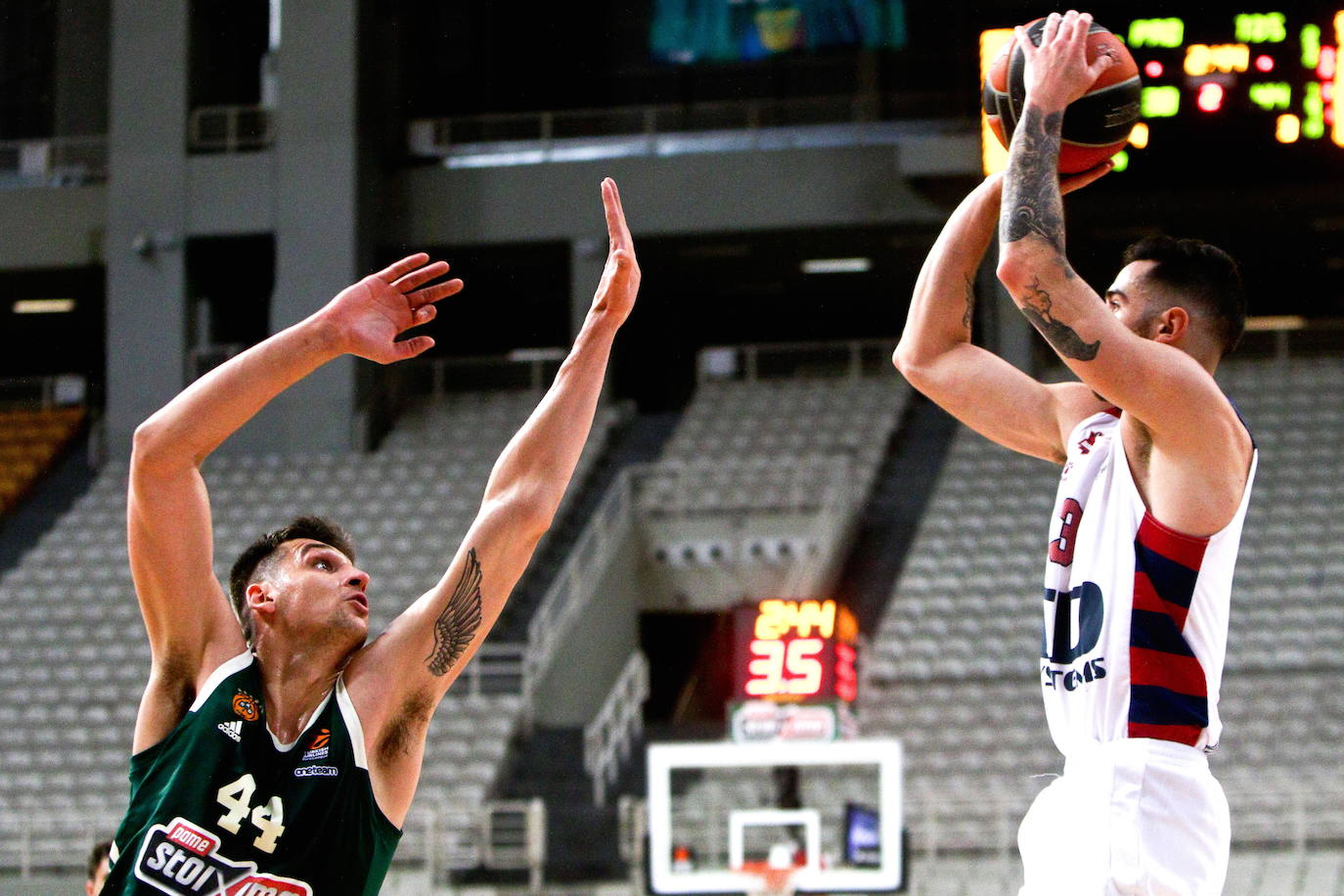 Fotos: Las mejores imágenes del Panathinaikos - Baskonia