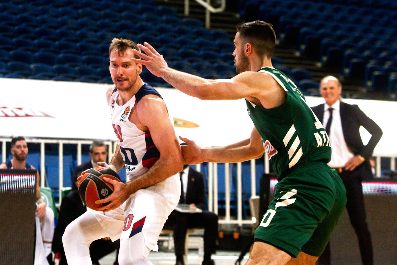 Fotos: Las mejores imágenes del Panathinaikos - Baskonia