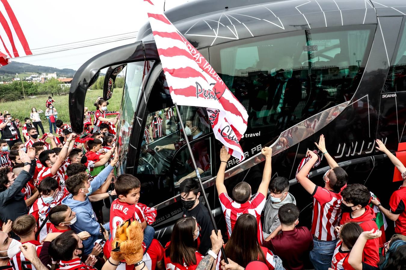 Fotos: Gran despedida a los jugadores del Atheltic en Lezama