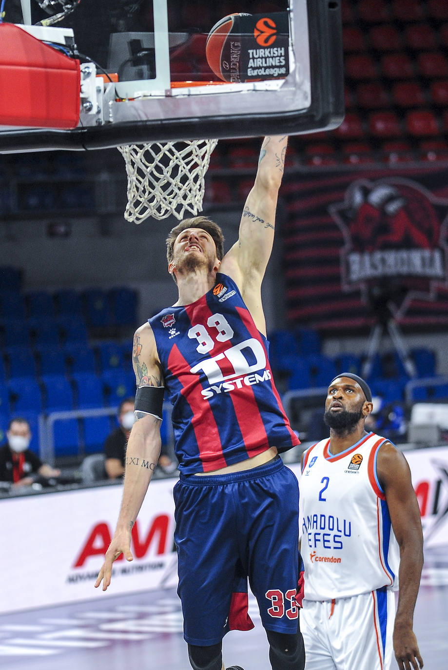 Fotos: Las mejores imágenes del Baskonia - Efes