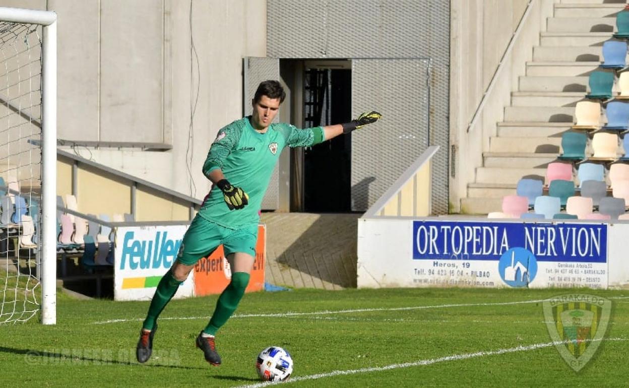 Hodei Oleaga ha jugado un total de cuatro partidos esta temporada en el Barakaldo 