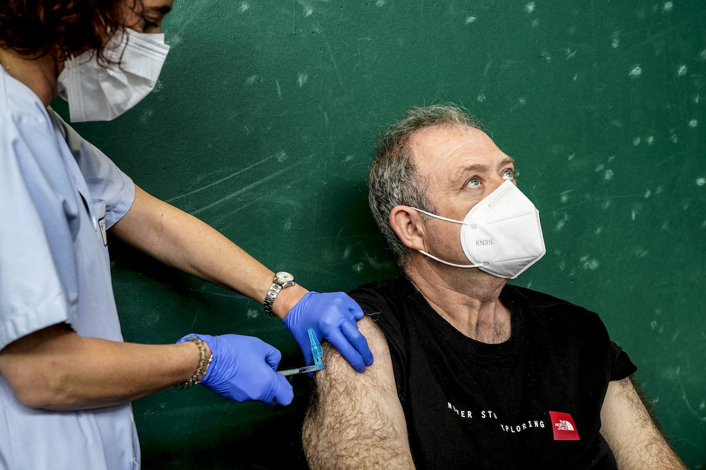 Fotos: Arranca la inmunización en el &#039;vacunódromo&#039; de Lakua