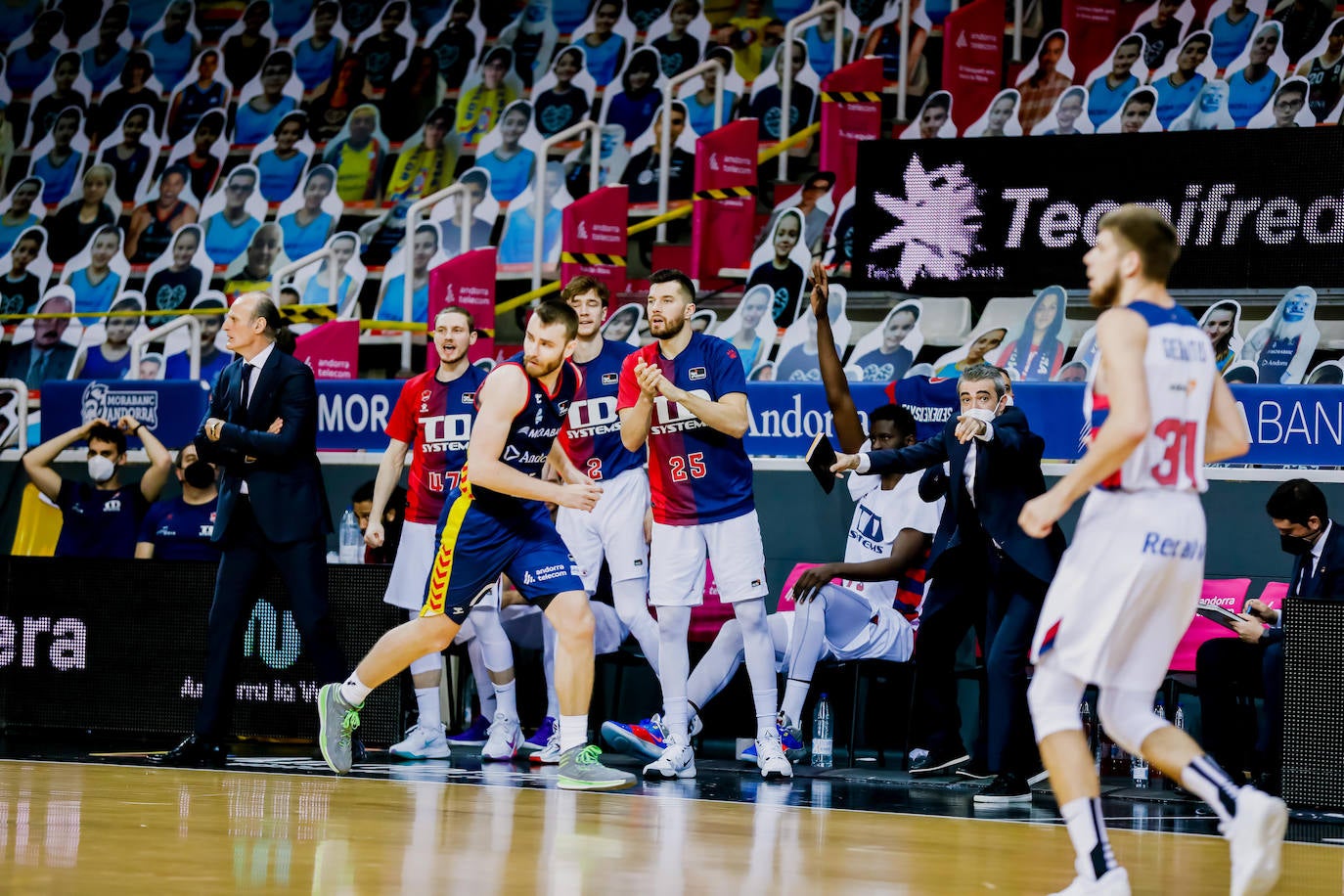 Fotos: Las imágenes del Morabanc Andorra - Baskonia
