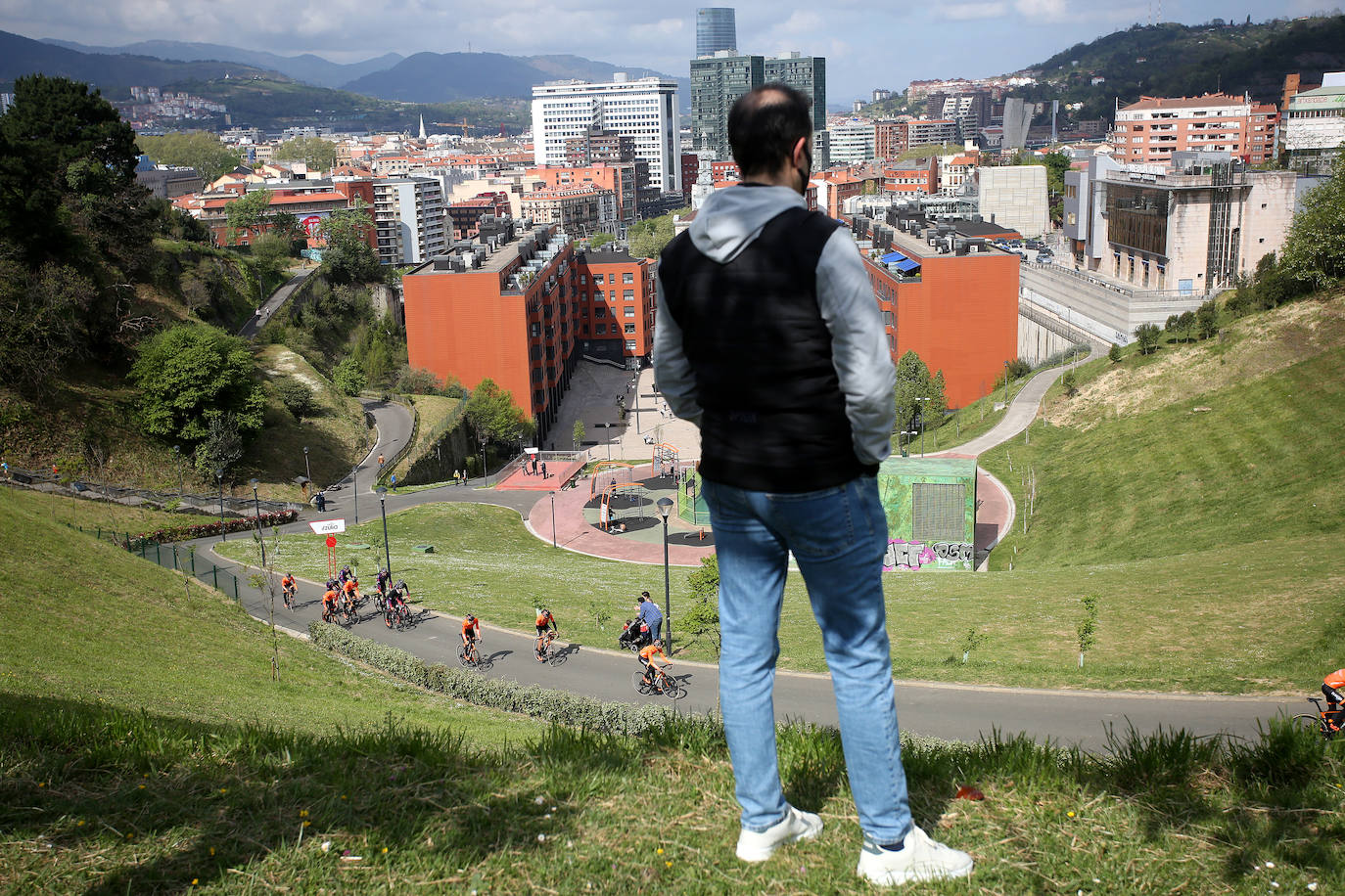 Fotos: La Itzulia echa a andar