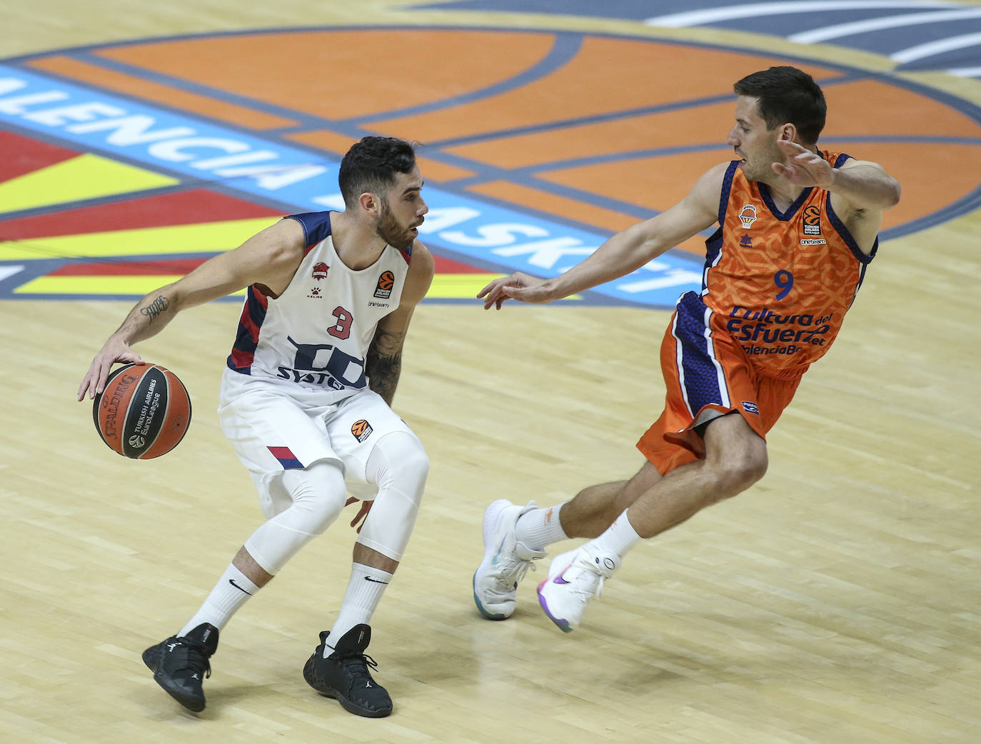 Fotos: Las mejores imágenes del Valencia Basket - Baskonia de la Euroliga