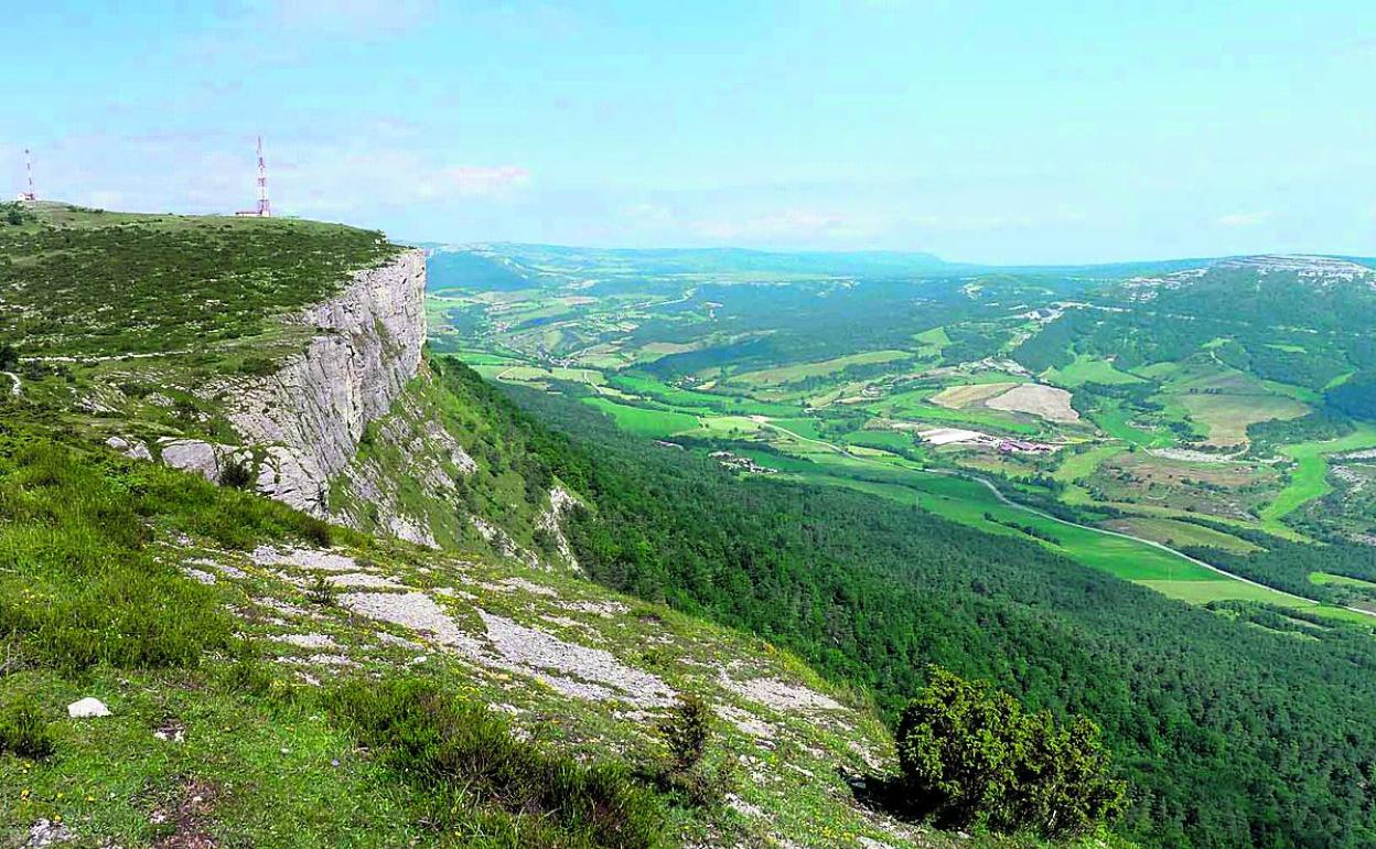 González respalda que Lakua e Iberdrola estudien instalar más molinos en Álava