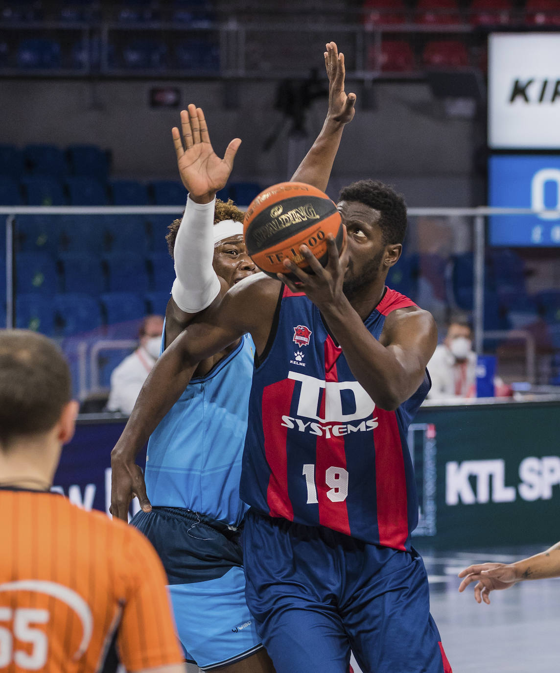 Fotos: Las mejores fotos del Baskonia - Estudiantes