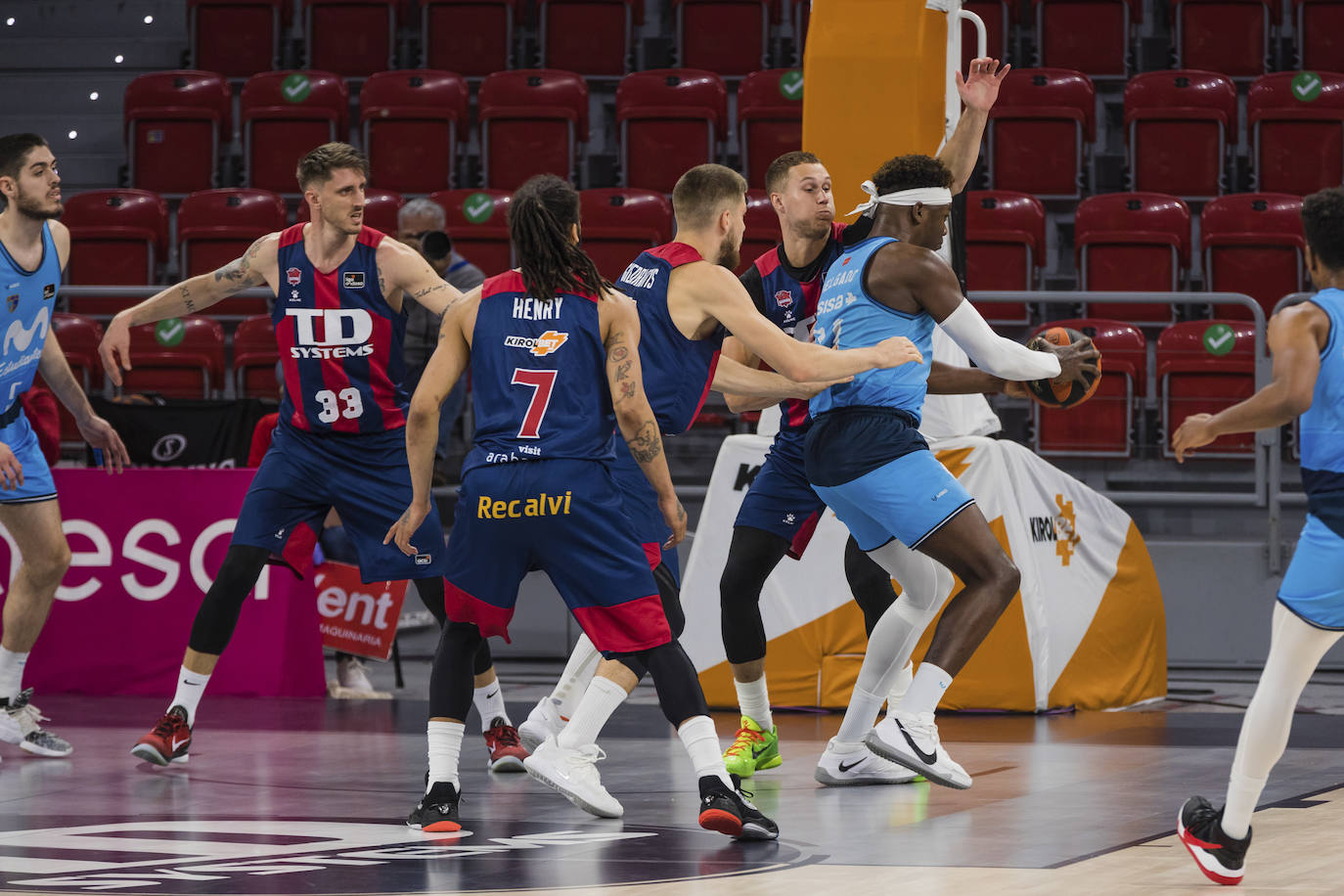 Fotos: Las mejores fotos del Baskonia - Estudiantes