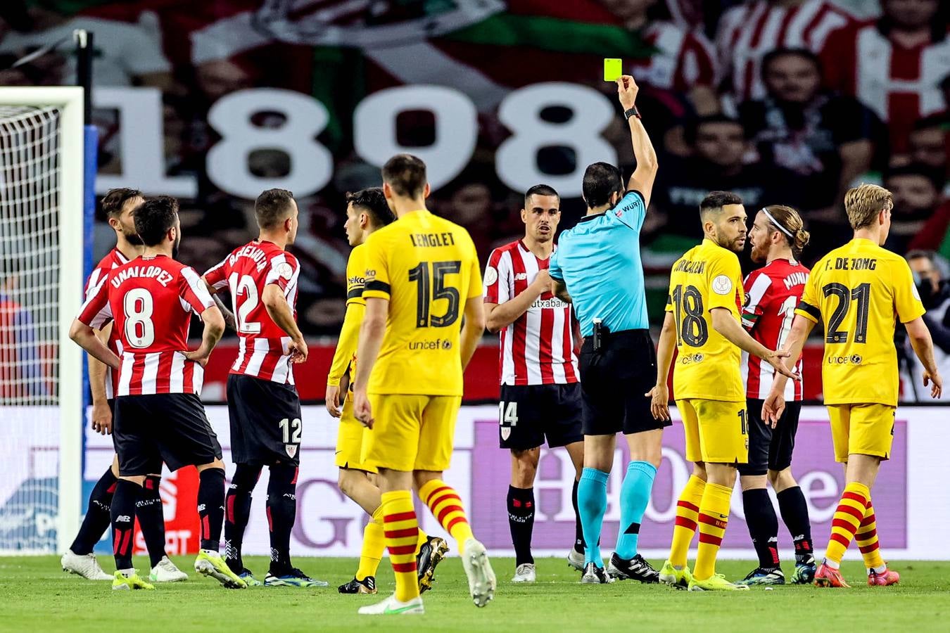 Fotos: Las mejores imágenes de la final de copa entre el Athletic y el Barcelona