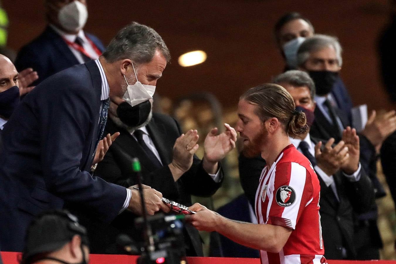 Fotos: Las mejores imágenes de la final de copa entre el Athletic y el Barcelona