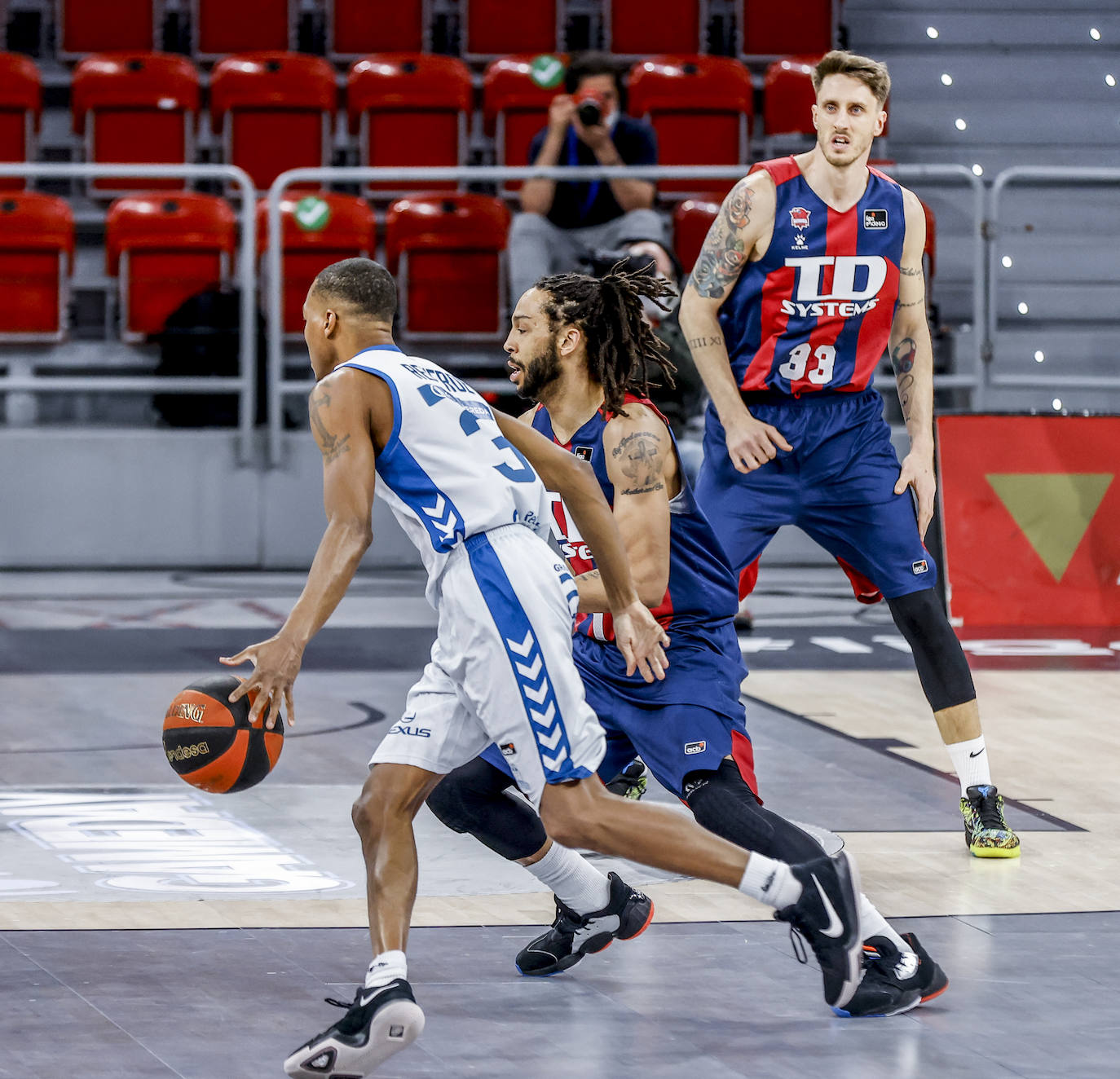 Fotos: Las mejores imágenes del Baskonia - San Pablo Burgos