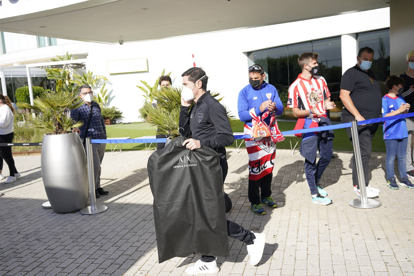 Fotos: Los jugadores rojiblancos ya regresan a Bilbao