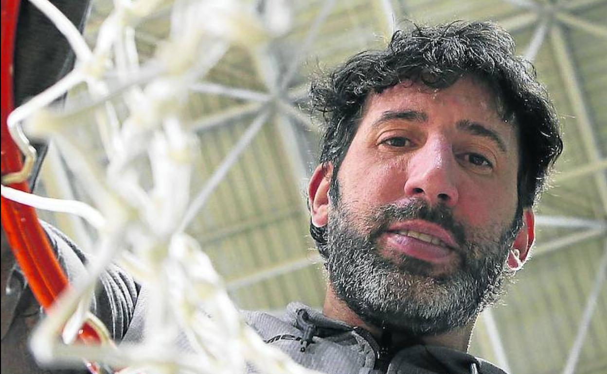 Álex Mumbrú promete luchar «hasta el último balón» para conservar la plaza en la ACB.