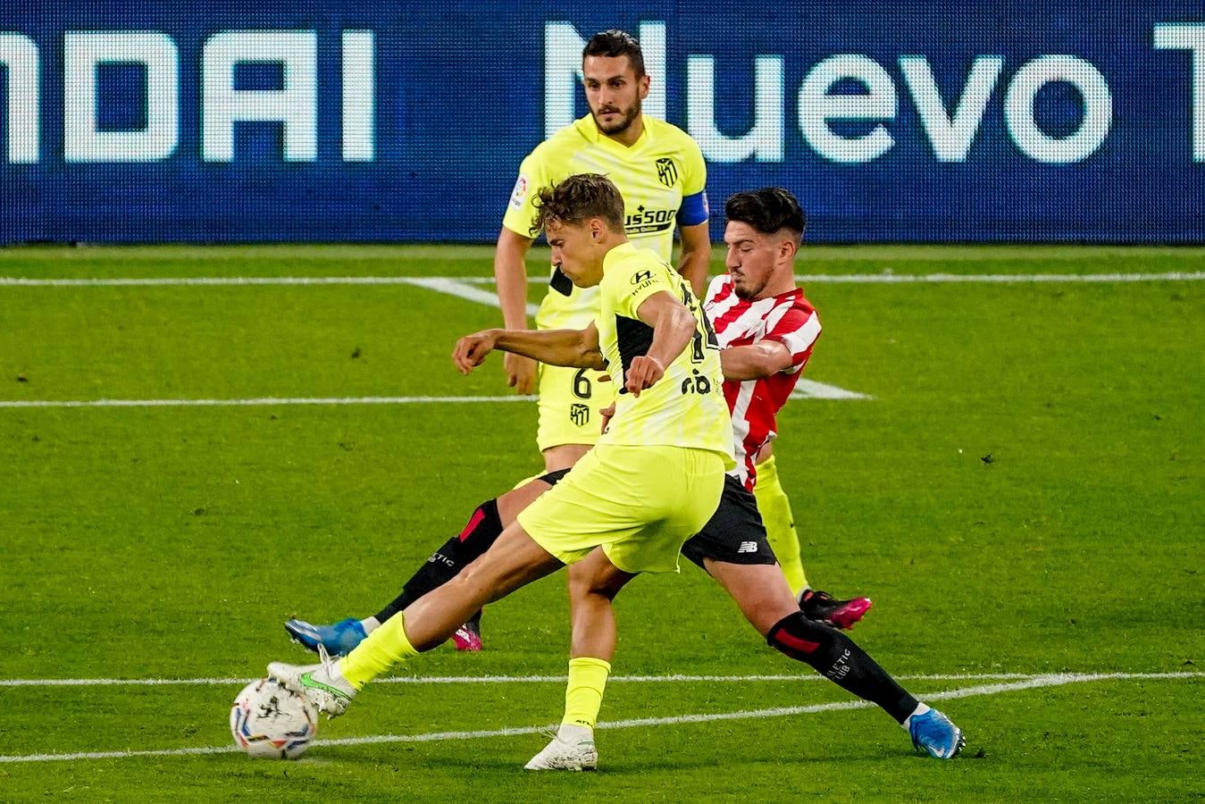 Fotos: Las mejores imágenes entre el Athletic y el Atlético de Madrid
