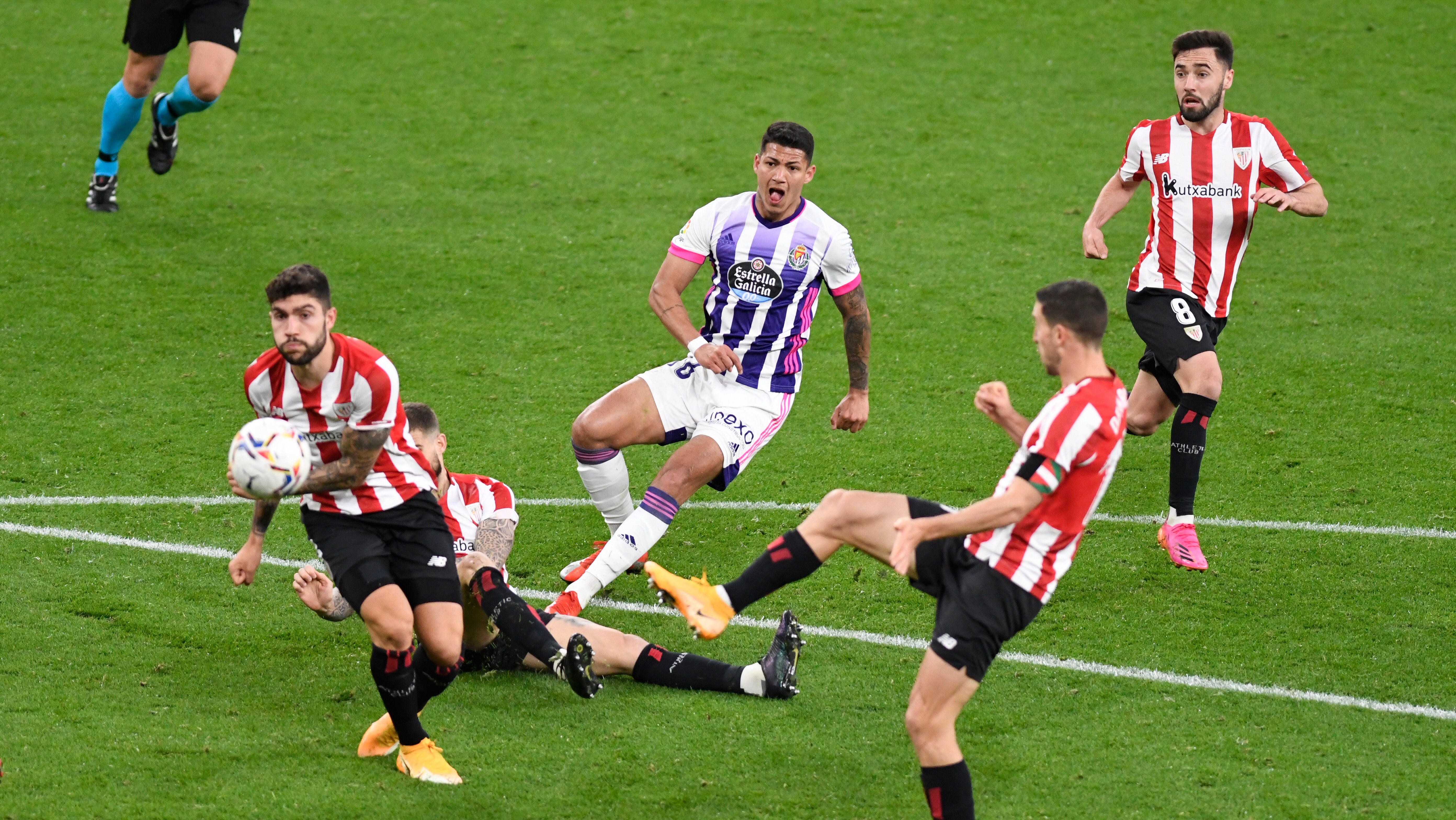 Fotos: Las mejores imágenes entre el Athletic y el Valladolid