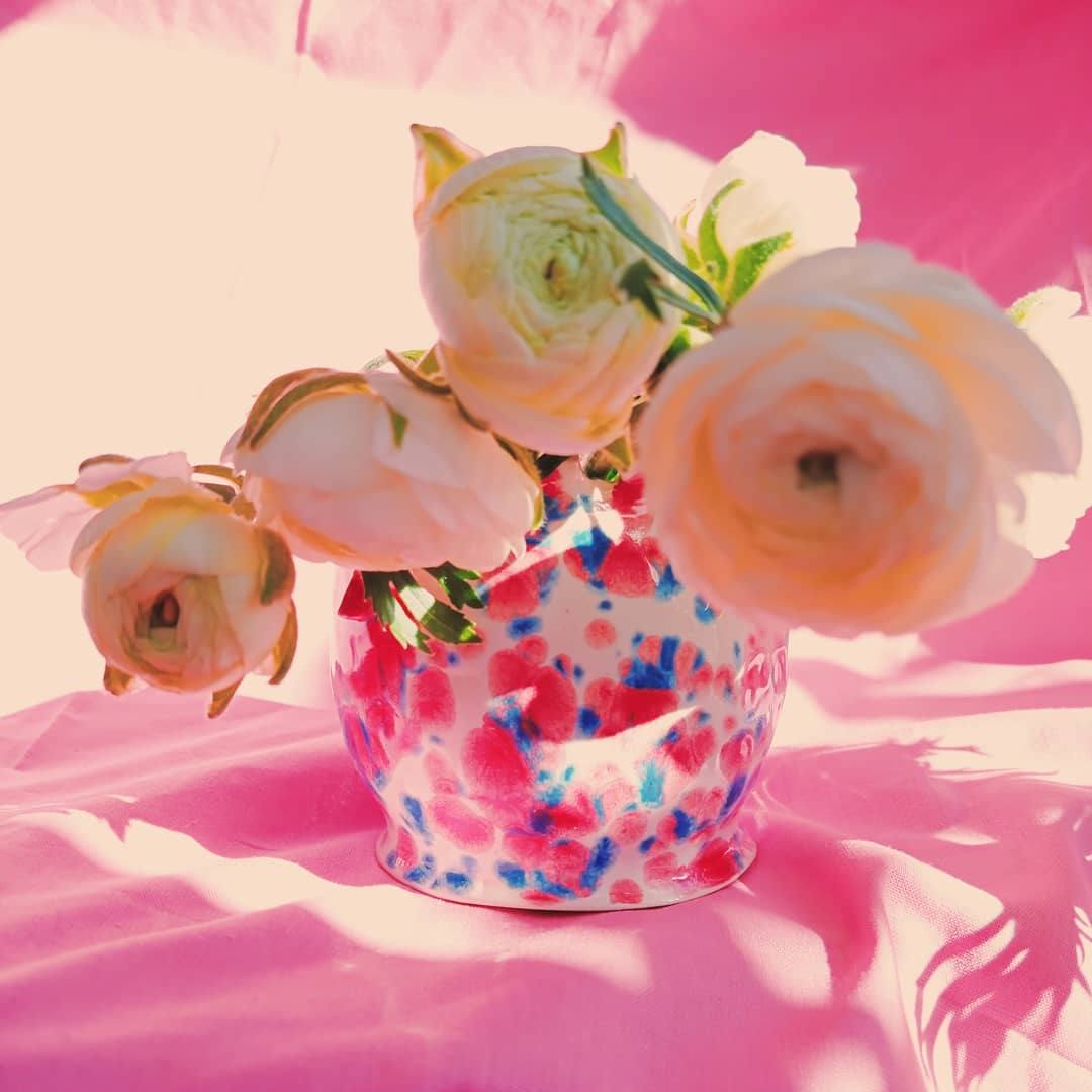 Fotos: Las piezas de cerámica únicas e inspiradas en la diversidad cultural que nacen en un taller de Vitoria