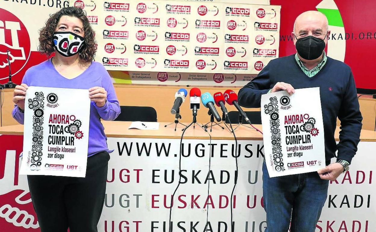 Los secretarios generales de CC OO y UGT de Euskadi, Loli García y Raúl Arza. 