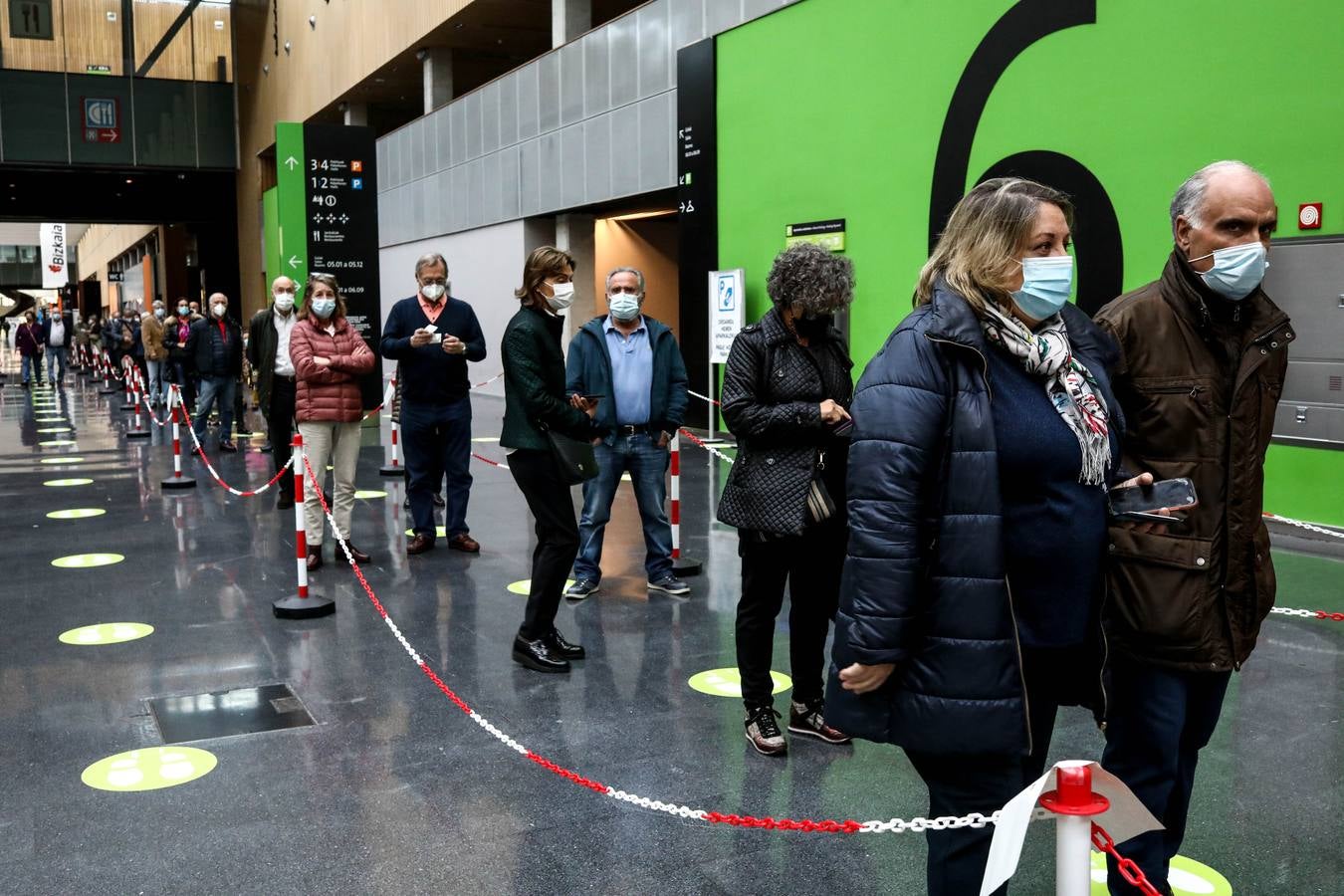 Fotos: Vacunación masiva en el BEC