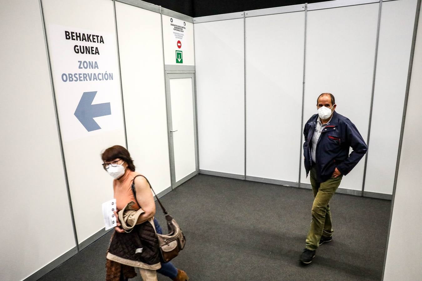 Fotos: Vacunación masiva en el BEC